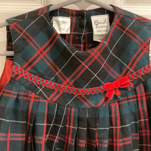 Girl’s toddler size 2 Christmas dress 🎄 - Picture 2 of 5